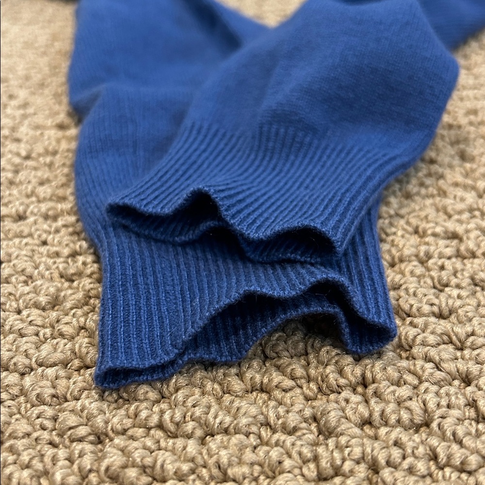 Henri Bendel Blue Cashmere Cardigan Sweater size Small Button Front - Picture 12 of 16